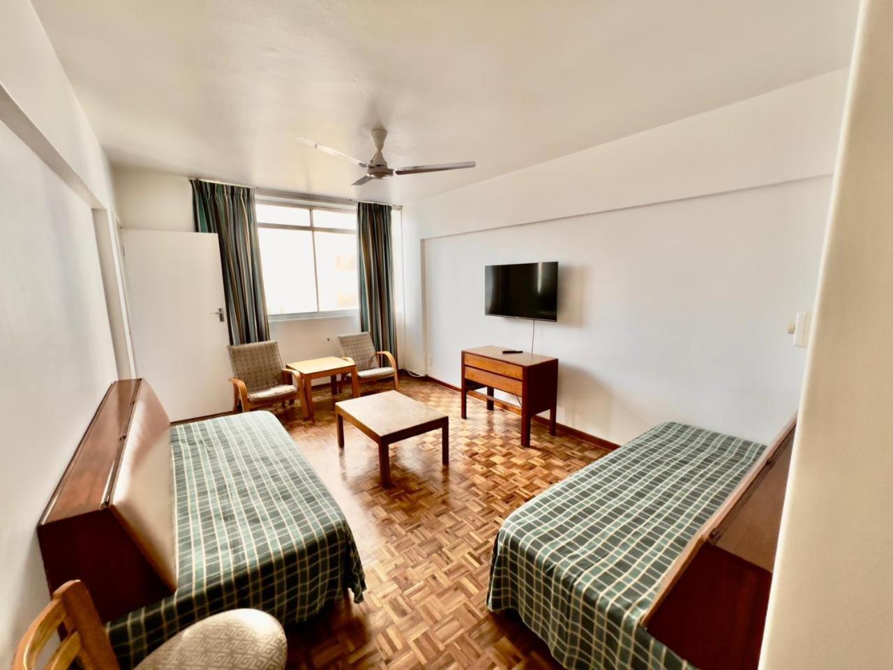 Impala Holiday Flats & Apartments เดอร์บัน ภายนอก รูปภาพ